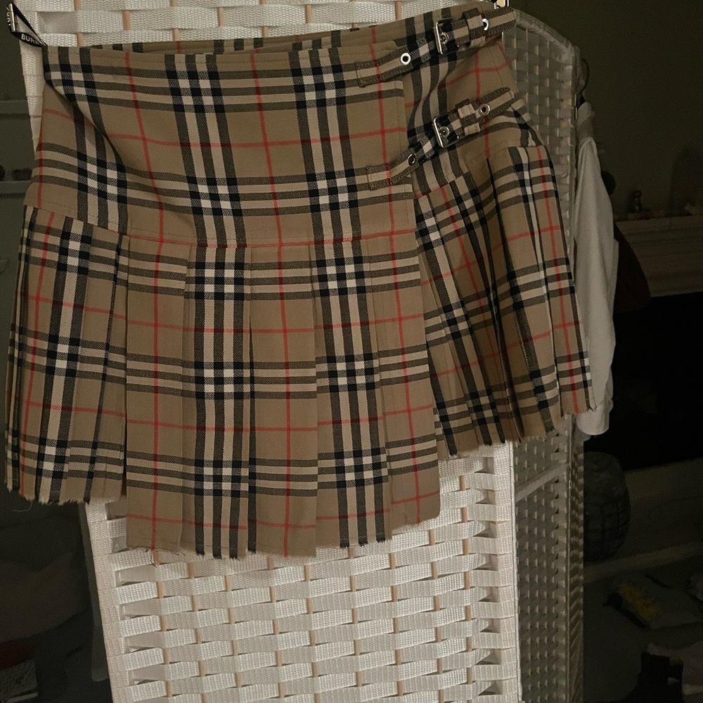 Burberry Plaid Pleated Skirt
